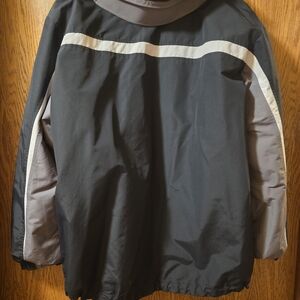 Men's Black and Gray Jacket